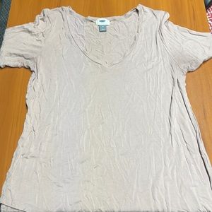 Old Navy V-neck T shirt